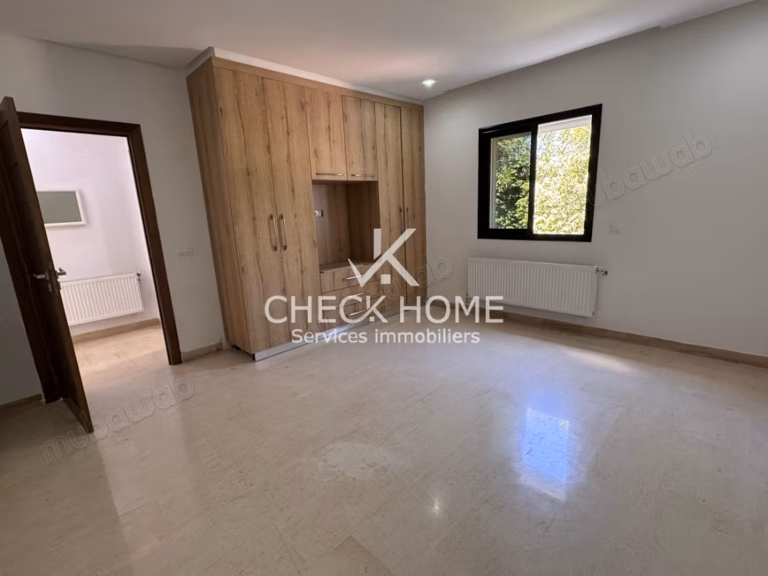Location annuelle Villa S4 à Craxi Hammamet Nord