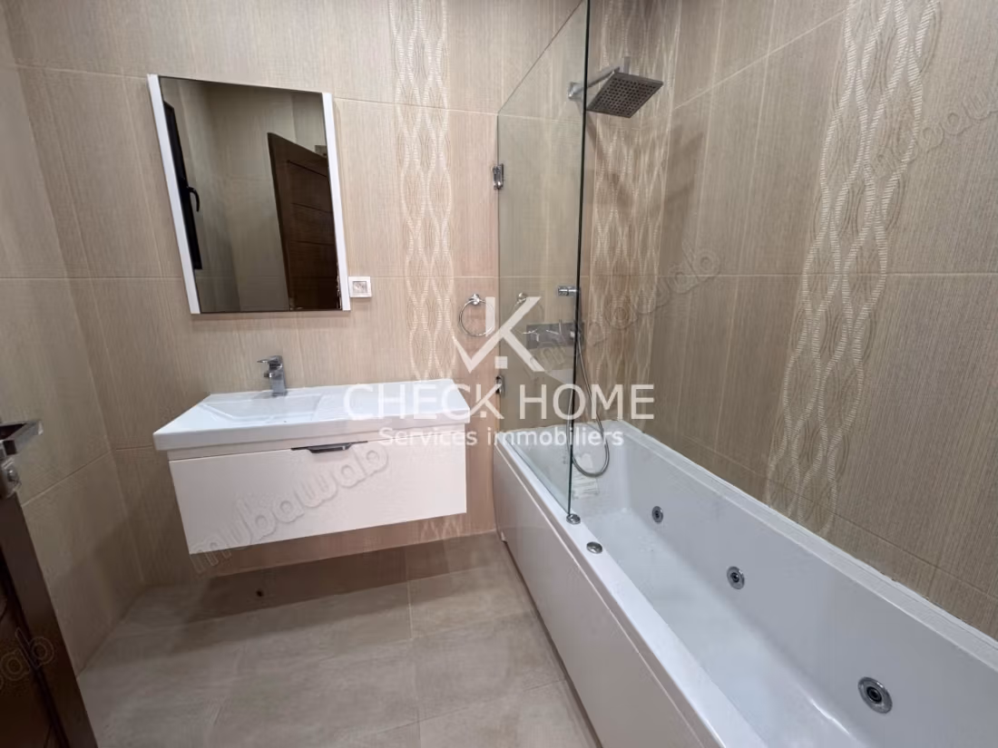 Location annuelle Villa S4 à Craxi Hammamet Nord