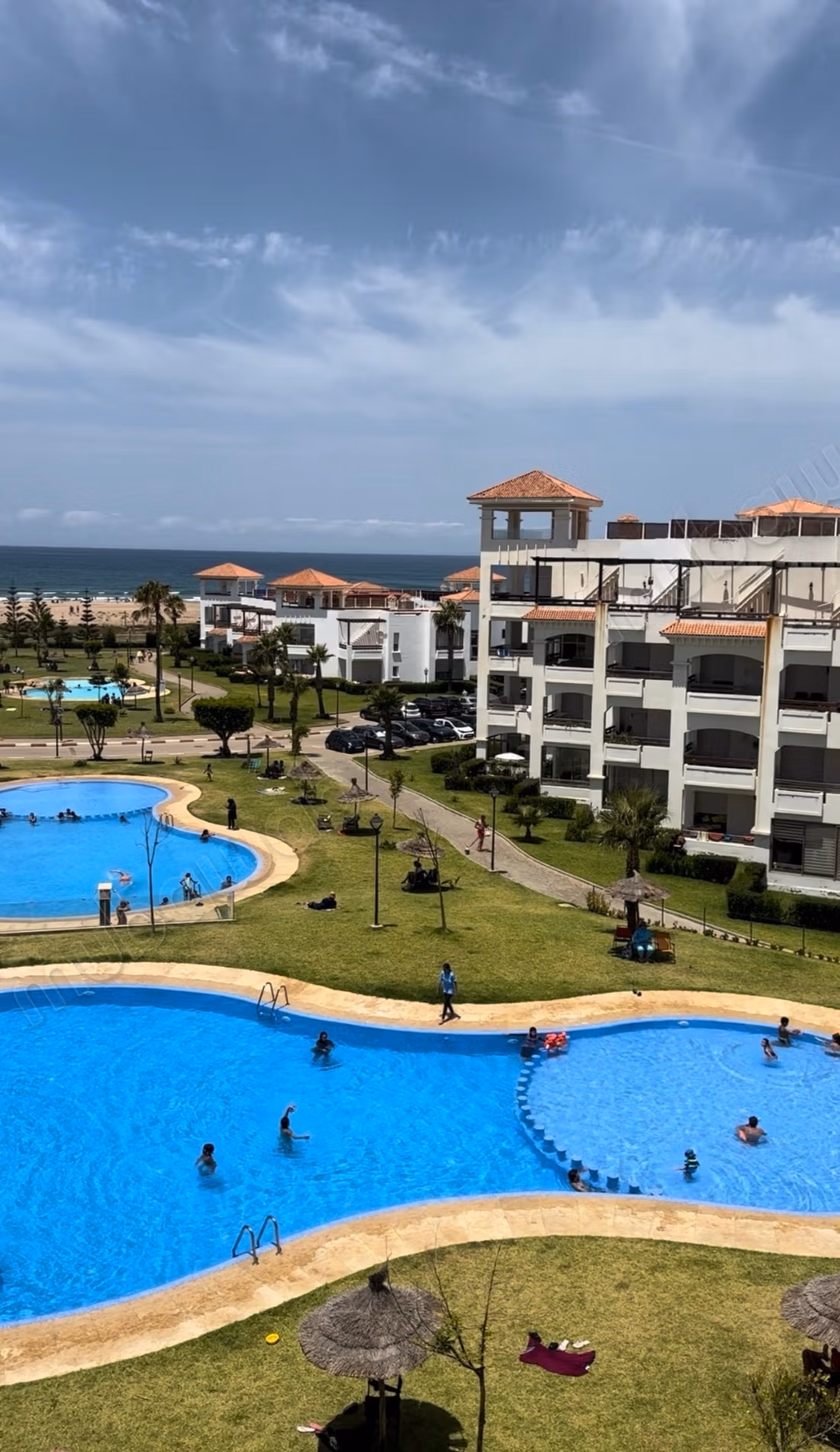 Apartment Asilah. 3 large rooms. Pools