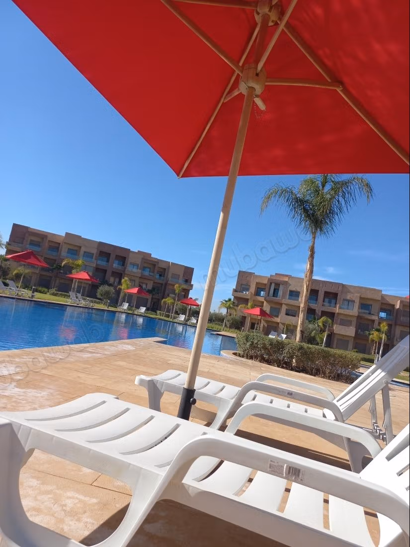 Appartement 2 chambres en rez de jardin avec jacuzzi privé — 3
