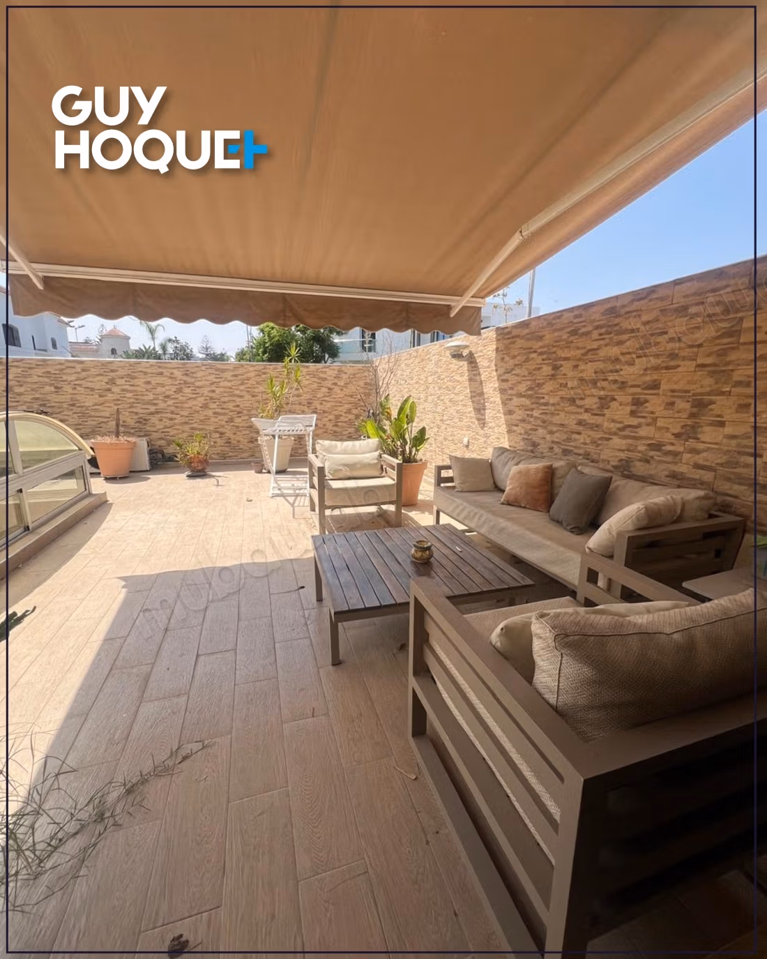 Villa arredata con piscina interna ad Ain Diab