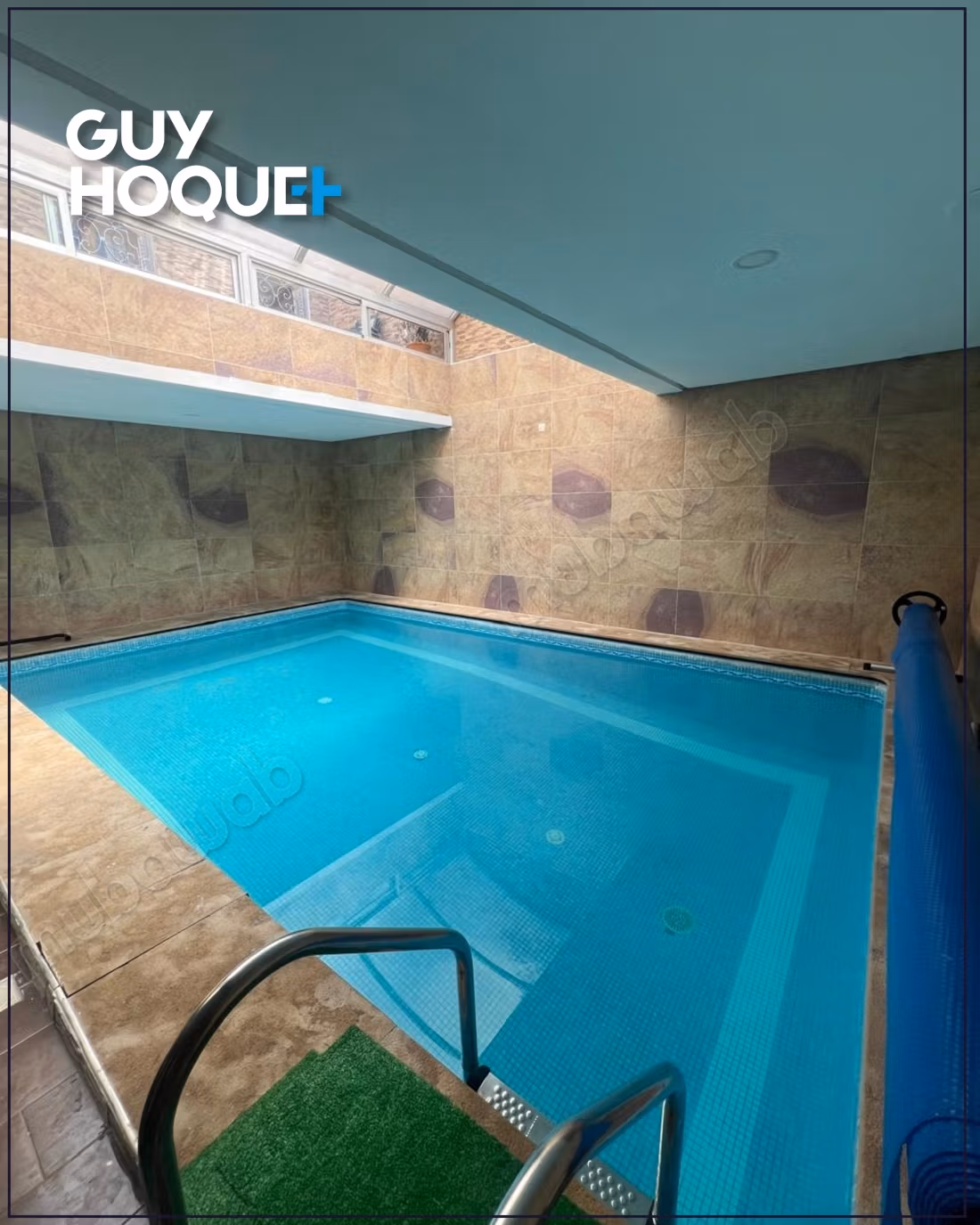 Villa arredata con piscina interna ad Ain Diab