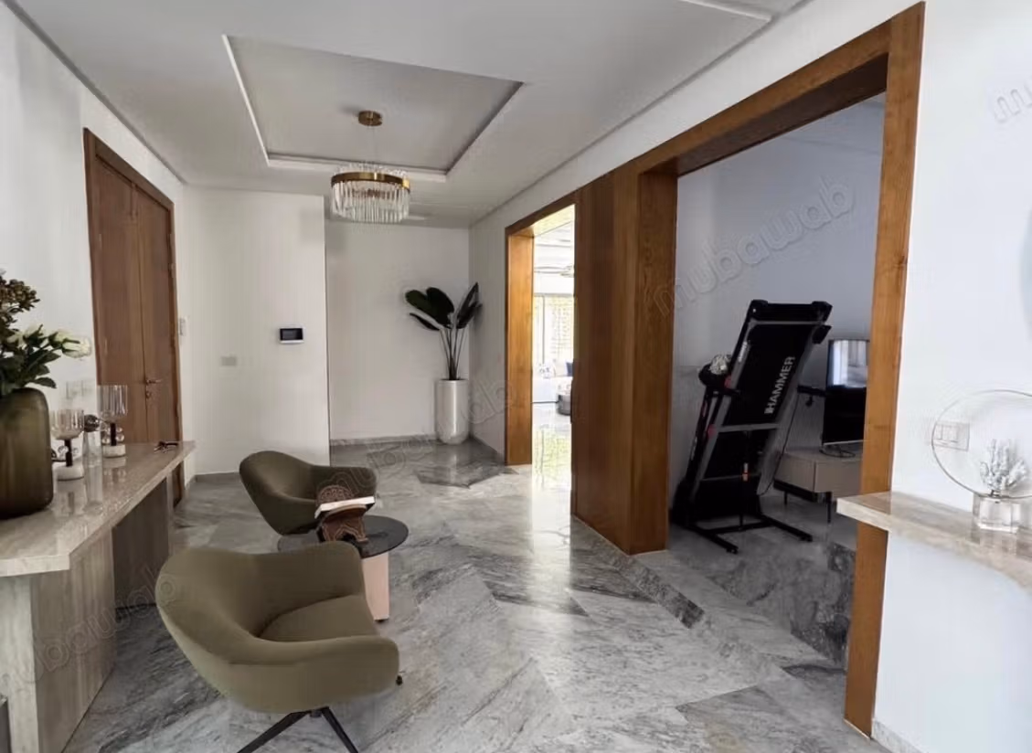 Villa arredatada di alto livello con 4 suite