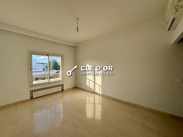 Rental of an apartment in Les Jardins de Carthage. Total area 1 m². Concierge services, air conditioning