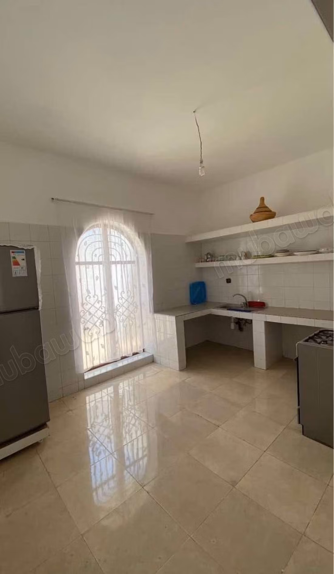 Superb villa for rent in Douar Laarab. 2 comfortable bedrooms. Satellite dish, secure residence