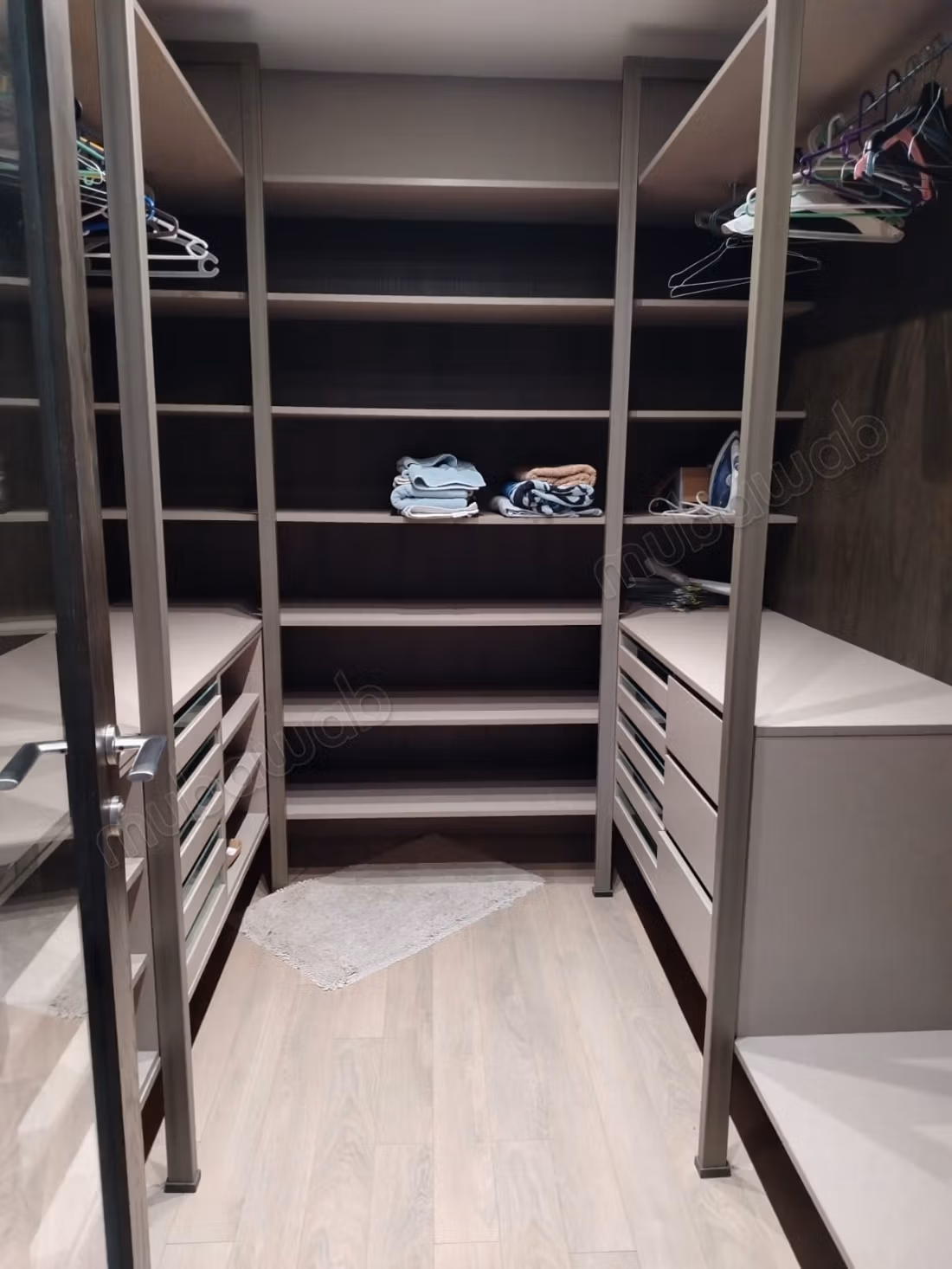 Appart a la location a ain Diab 
extension 17500dh