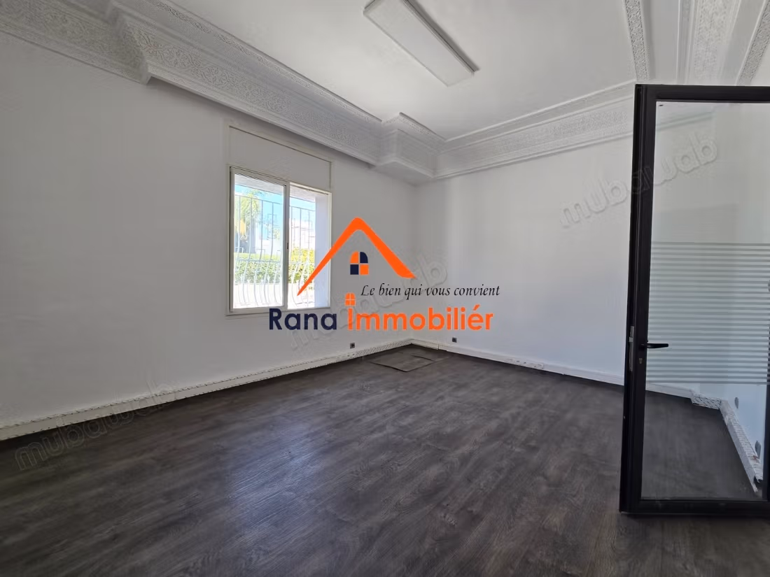 Office villa for rent in Agdal