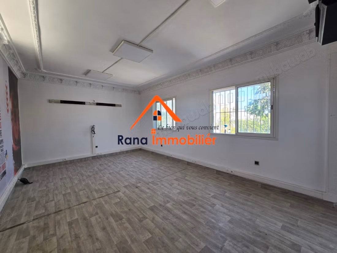 Office villa for rent in Agdal