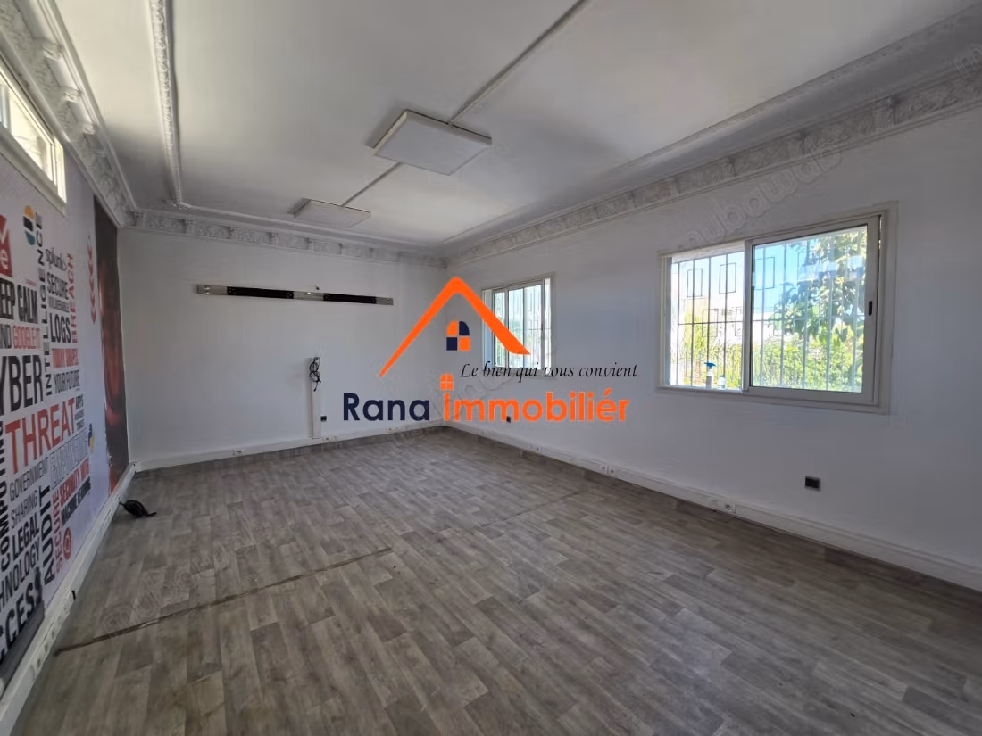 Office villa for rent in Agdal