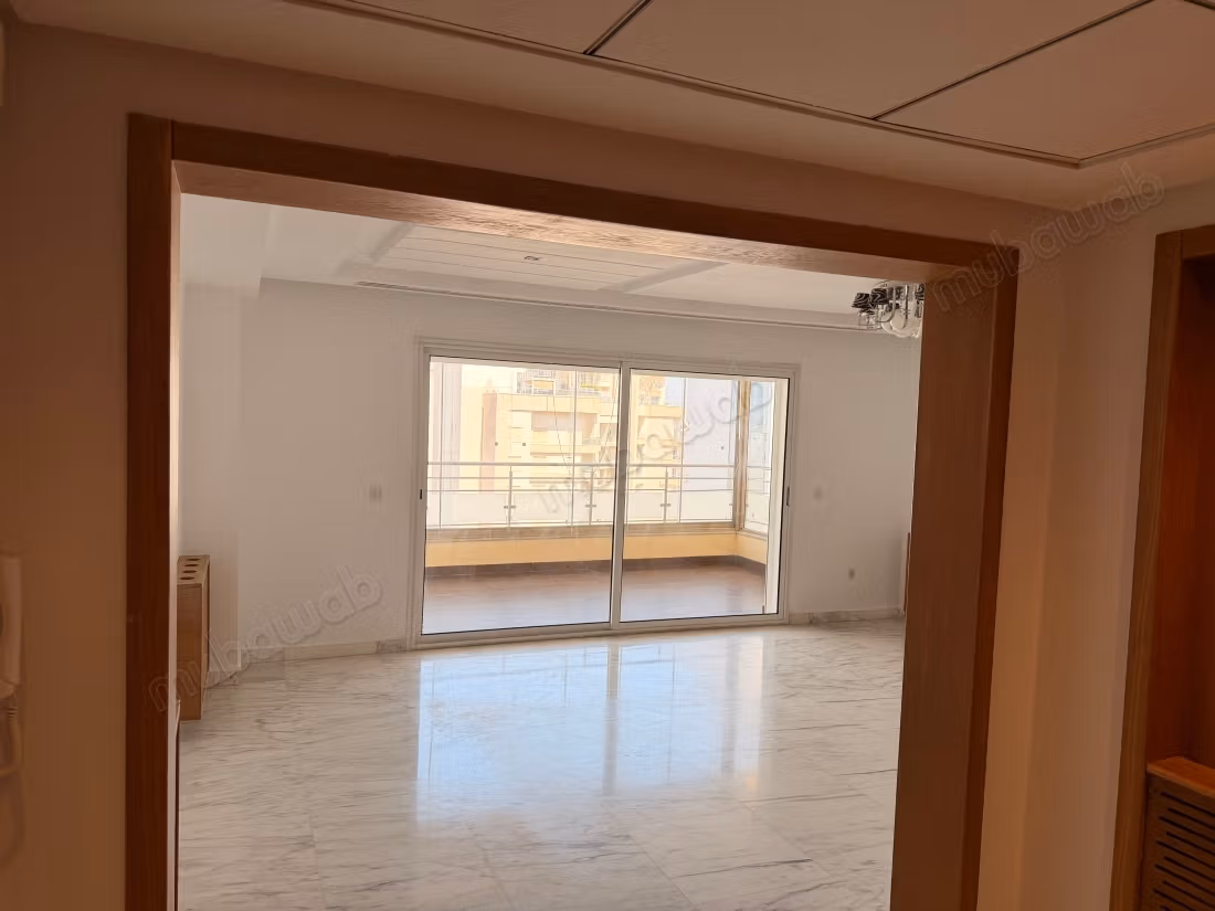 Appartement S3 au lac 2 en face de Novetel