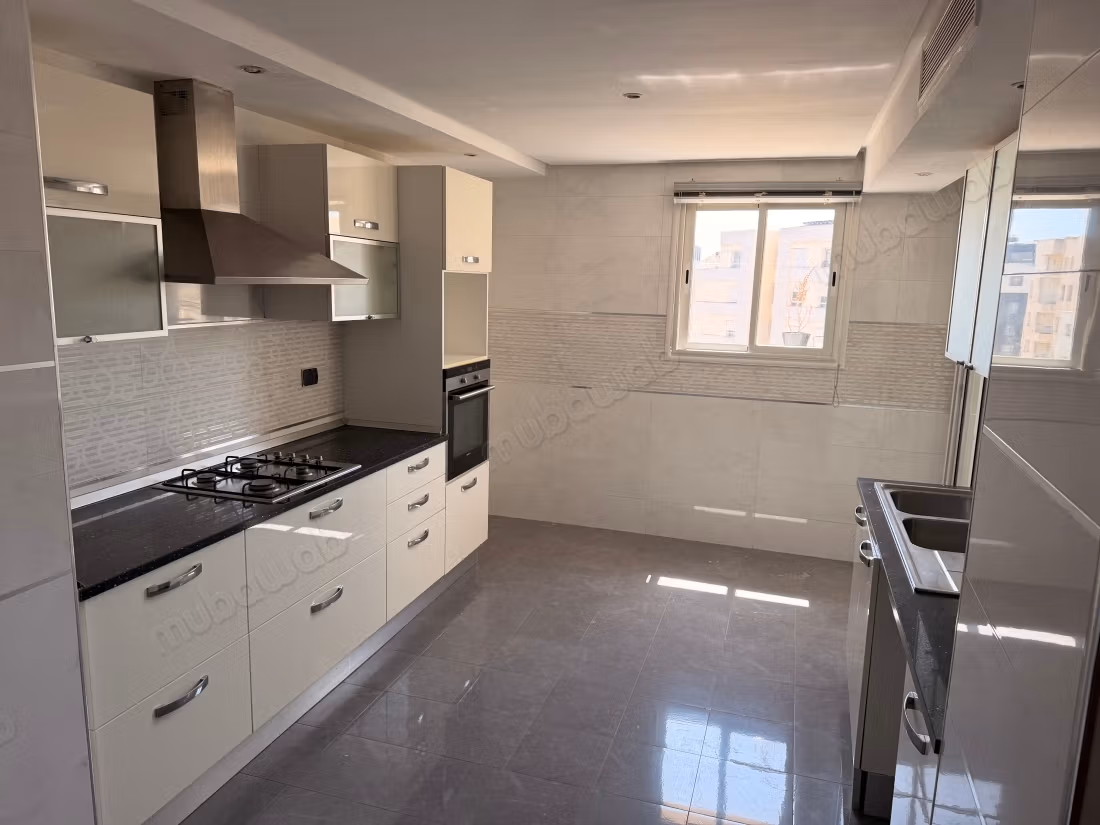 Appartement S3 au lac 2 en face de Novetel