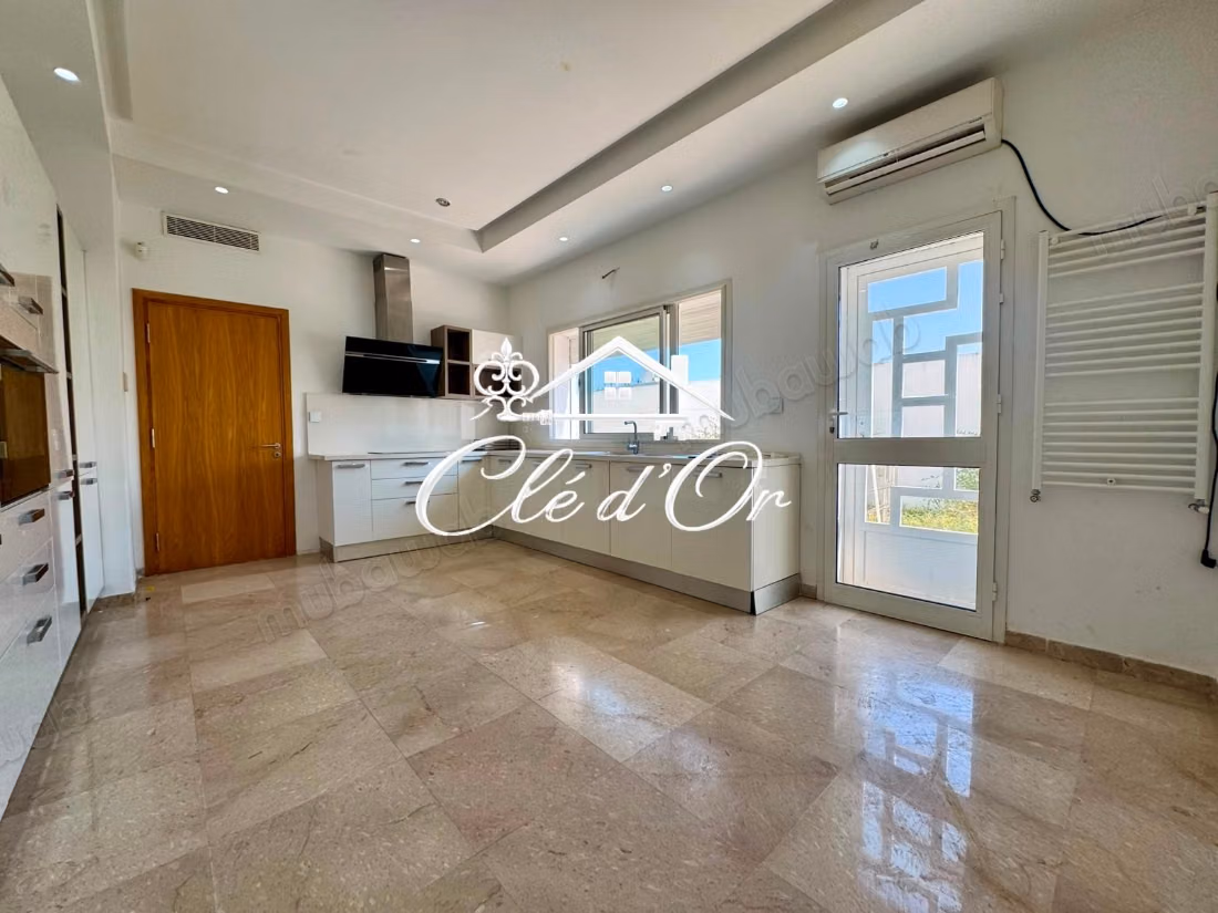 Villa in affitto con piscina a Gammarth