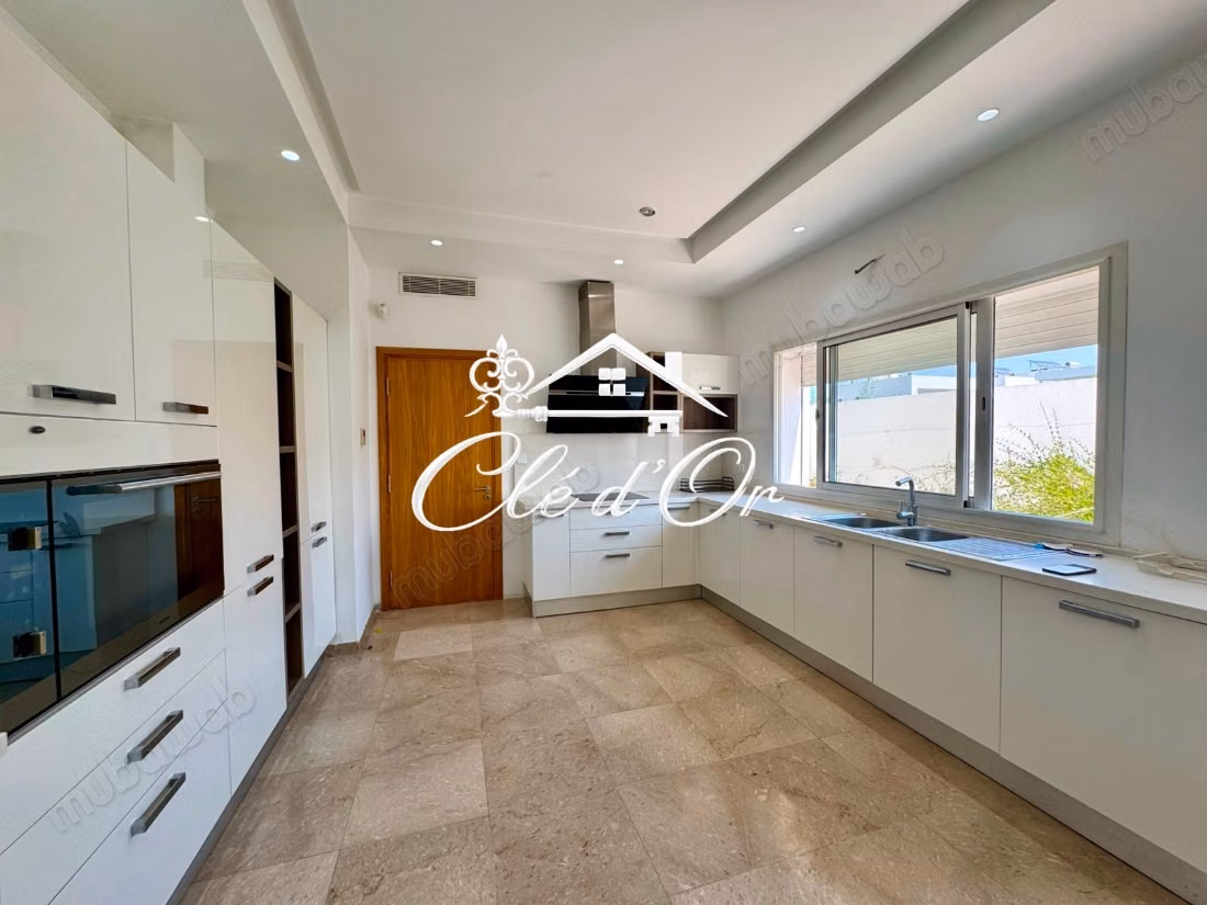 Villa in affitto con piscina a Gammarth