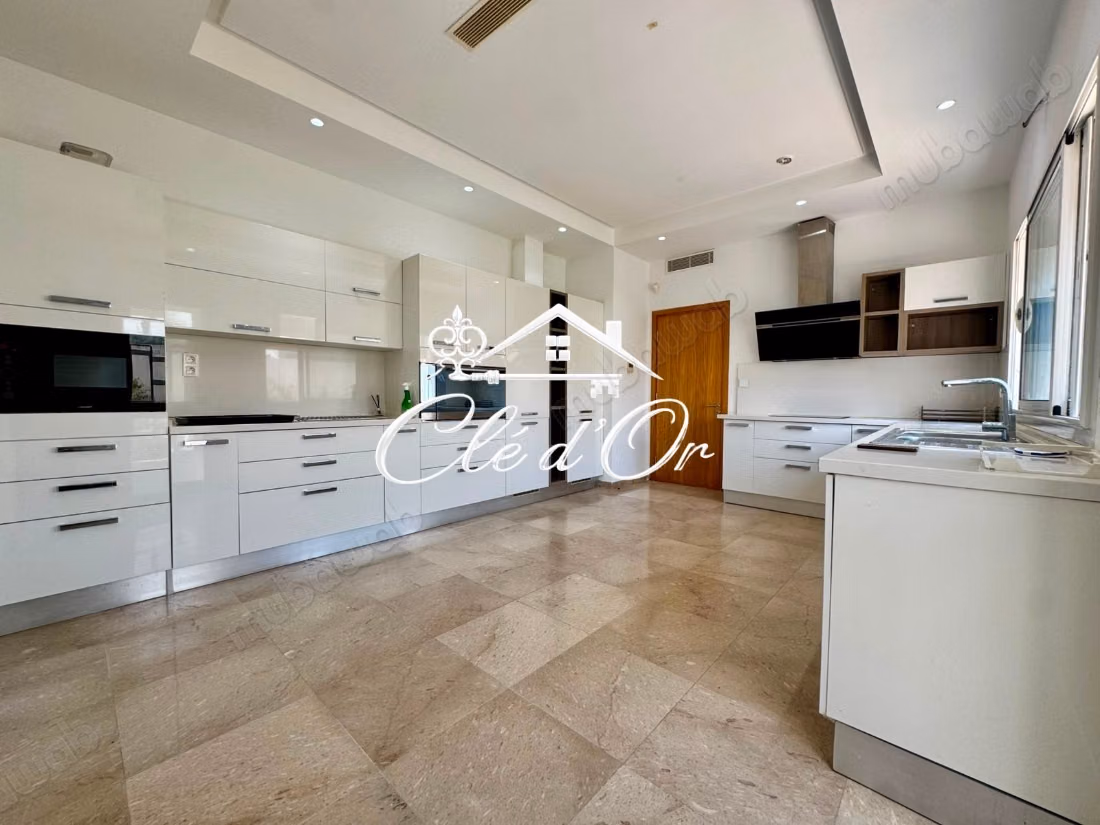 Villa in affitto con piscina a Gammarth