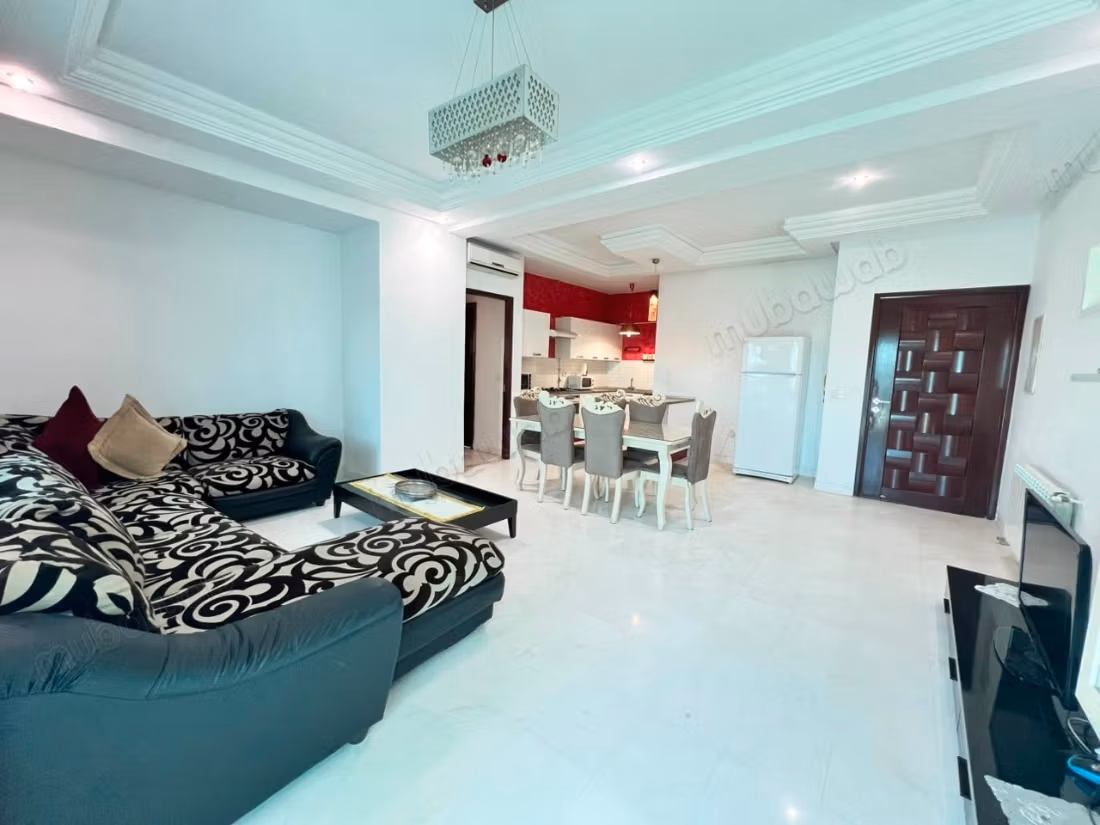 A vendre: Appartement en S2 à la zone de Miramar