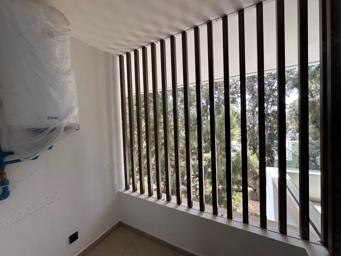 Appartamento nuovo mai abitato 120m2 — Souissi Orangeraie, 2 camere