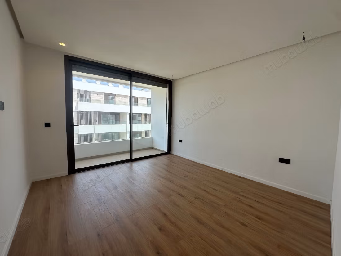 Appartamento nuovo mai abitato 120m2 — Souissi Orangeraie, 2 camere