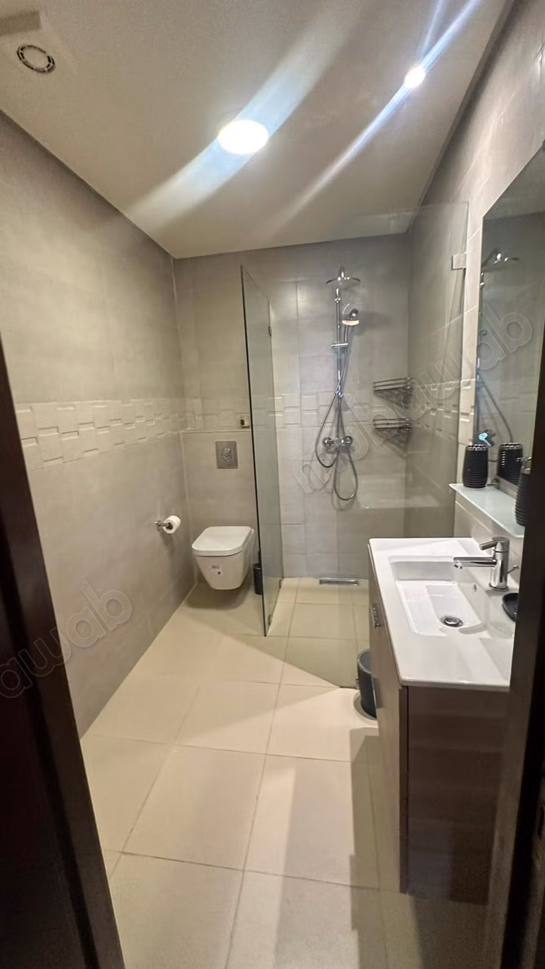 Appartamento arredato con 2 camere da letto in affitto