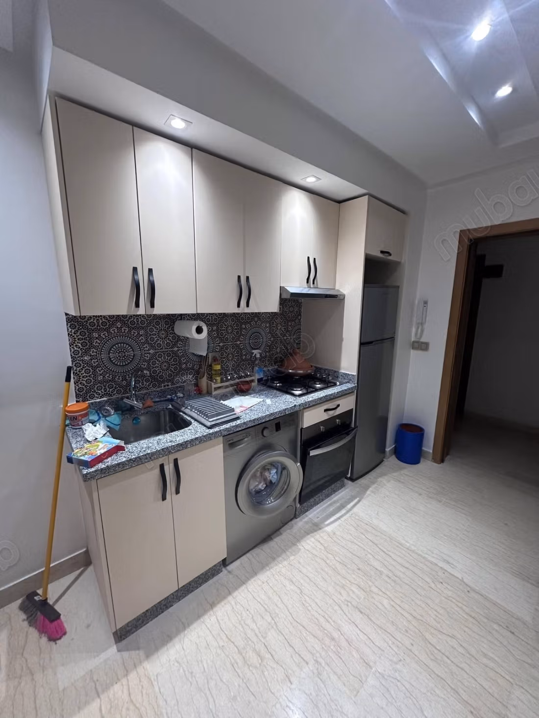 Gemeubileerd studio te huur in ROCHES NOIRES