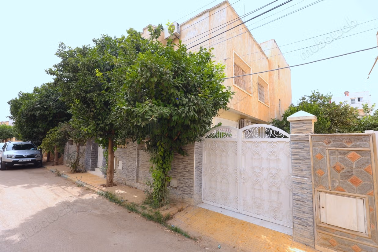 Villa en venta 300m en Hay Lalla Soukaina Fez