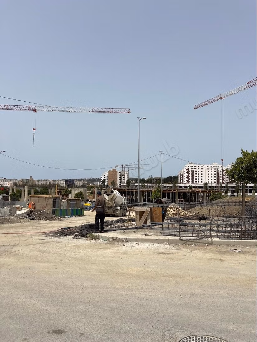 Terrain R4 horizon Route Rabat tanger 287m