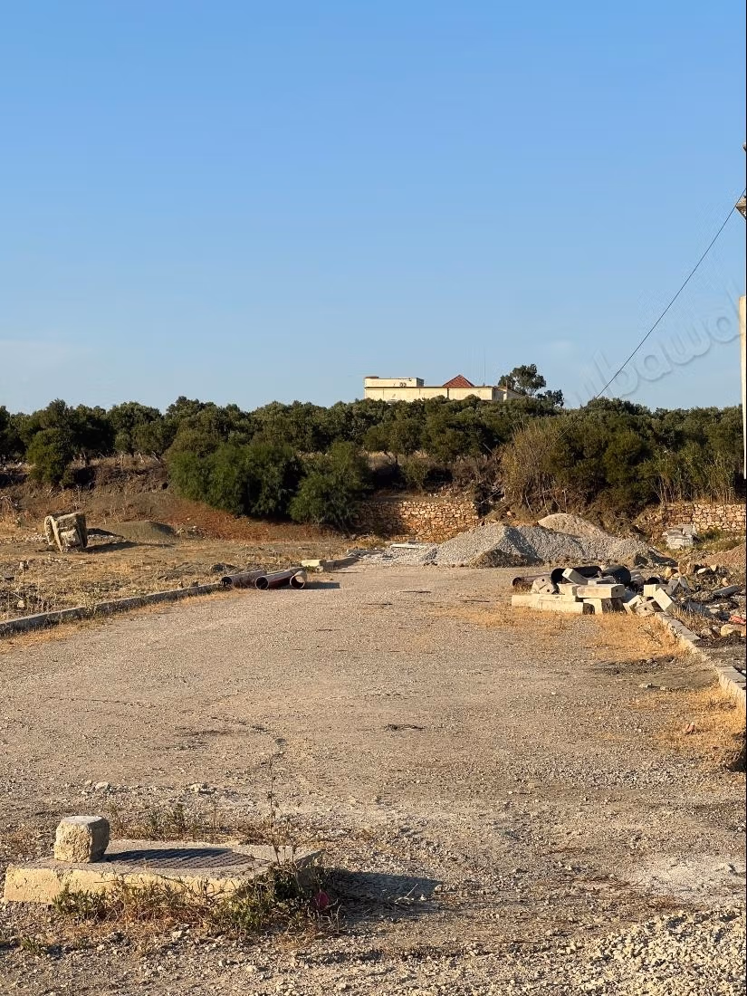 Terrain R5 Route Rabat la zone franche 
tanger
