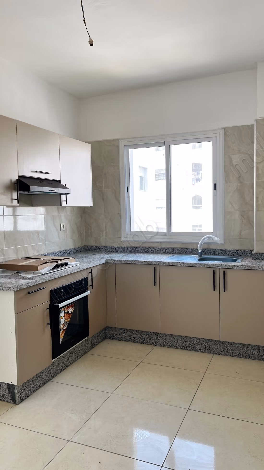 Very nice apartment for rent in Val Fleuri. 3 beautiful bedrooms. With elevator