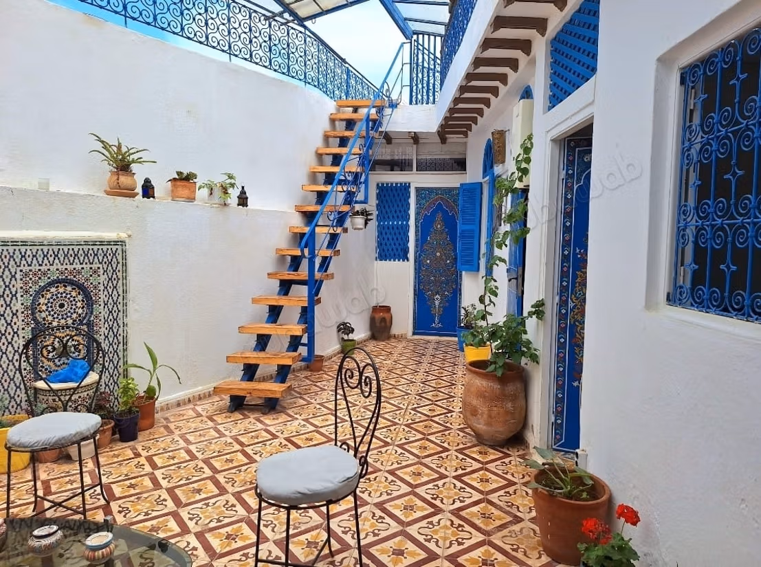 Stunning house for sale in Les Oudayas. 2 nice bedrooms. Fully equipped kitchen