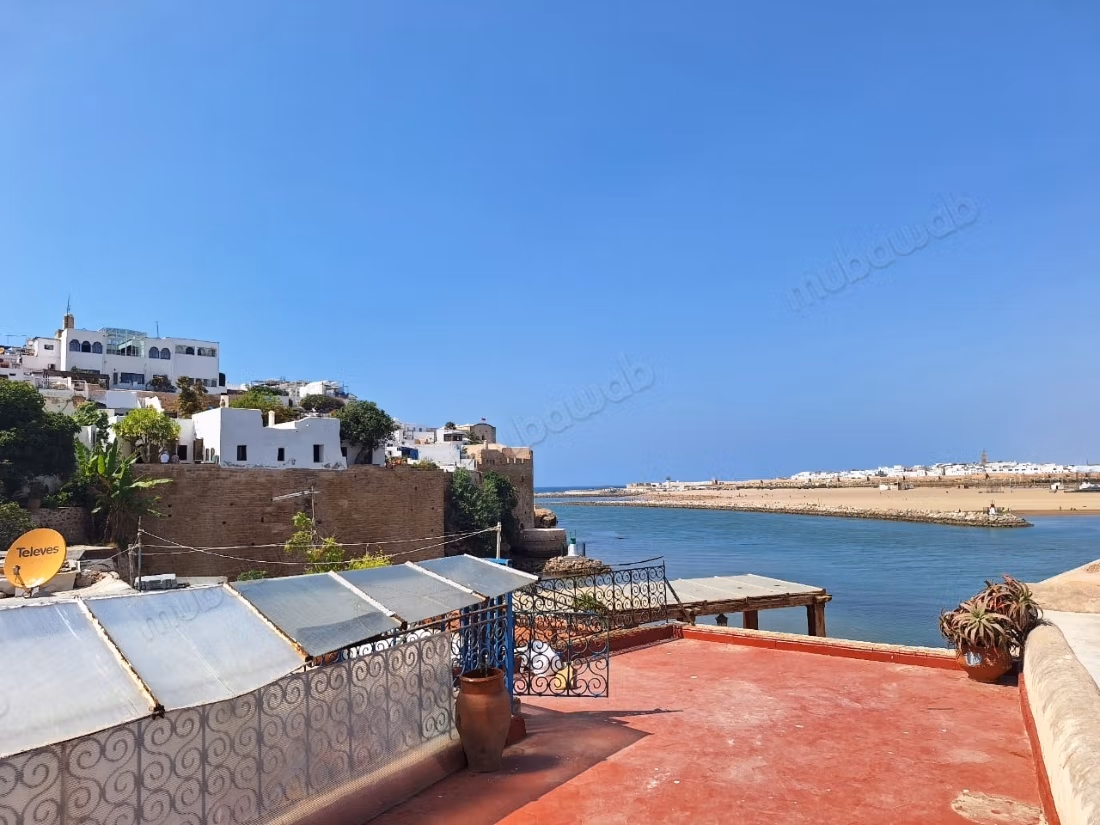 Stunning house for sale in Les Oudayas. 2 nice bedrooms. Fully equipped kitchen
