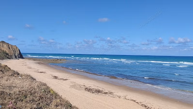 Tres bon terrain vu sur mer 
mrissa asilah