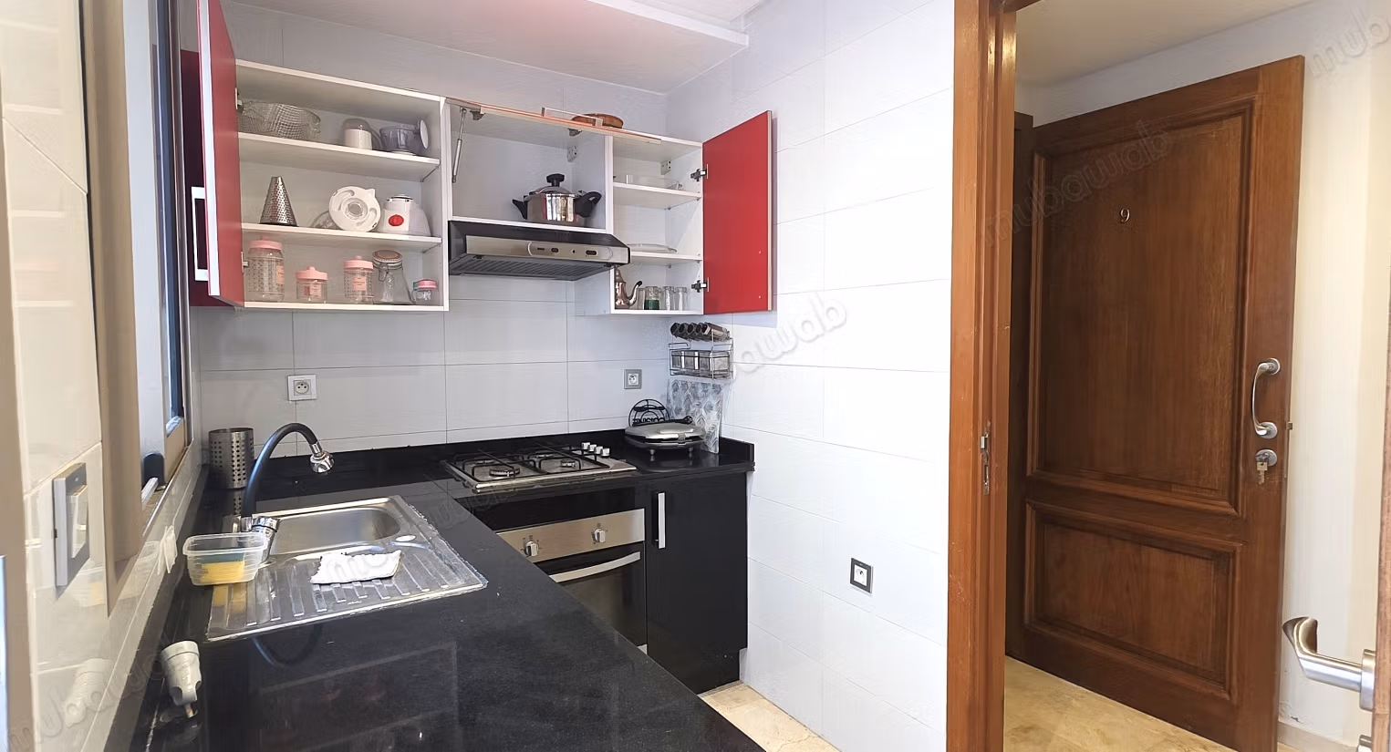 Gemeubileerde studio van 67m2 2e verdieping groot terras Maarif