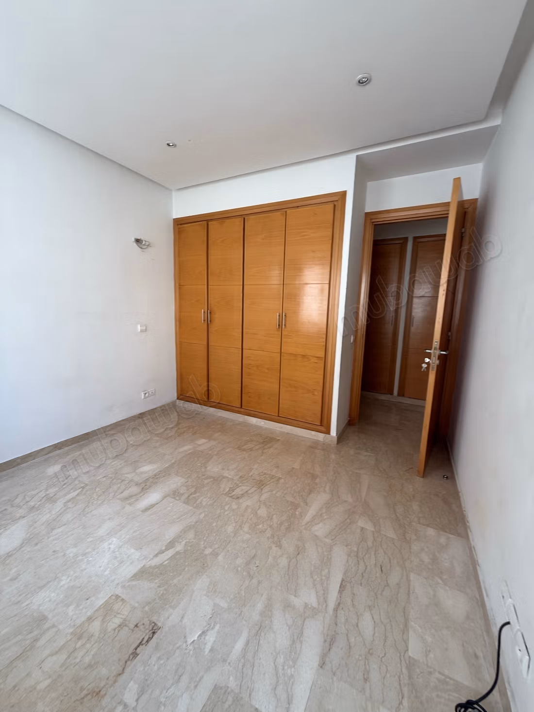 Appartement vide Gautier