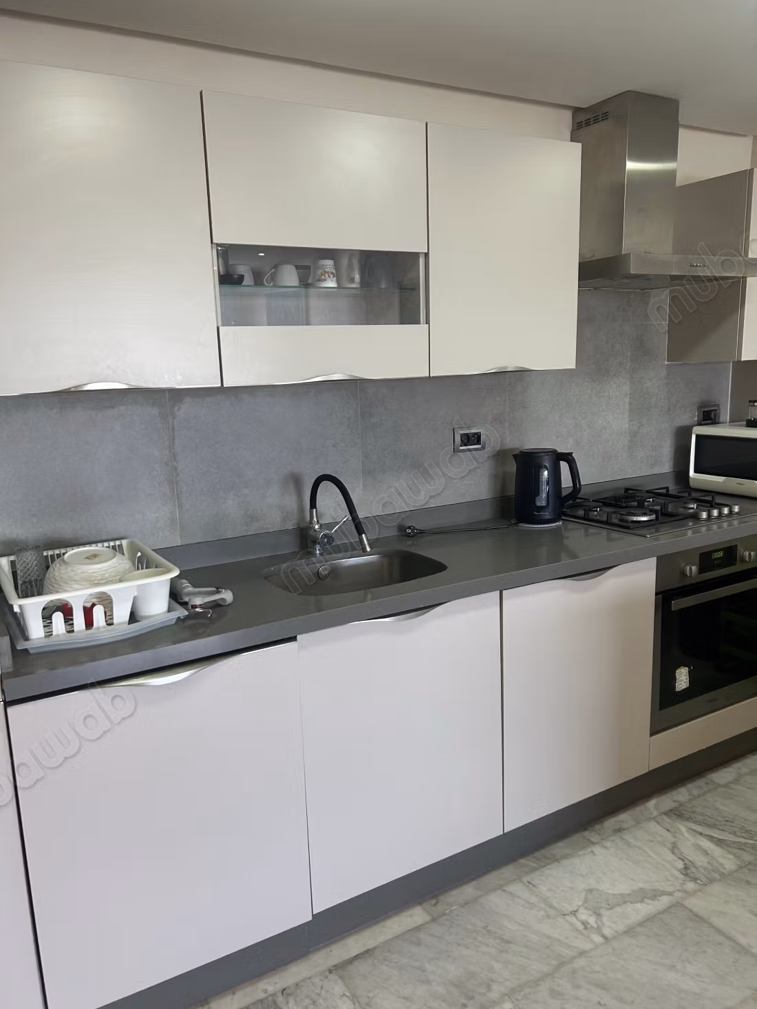 Palm view with unobstructed view high standing furnished Sabin 2ch terrace