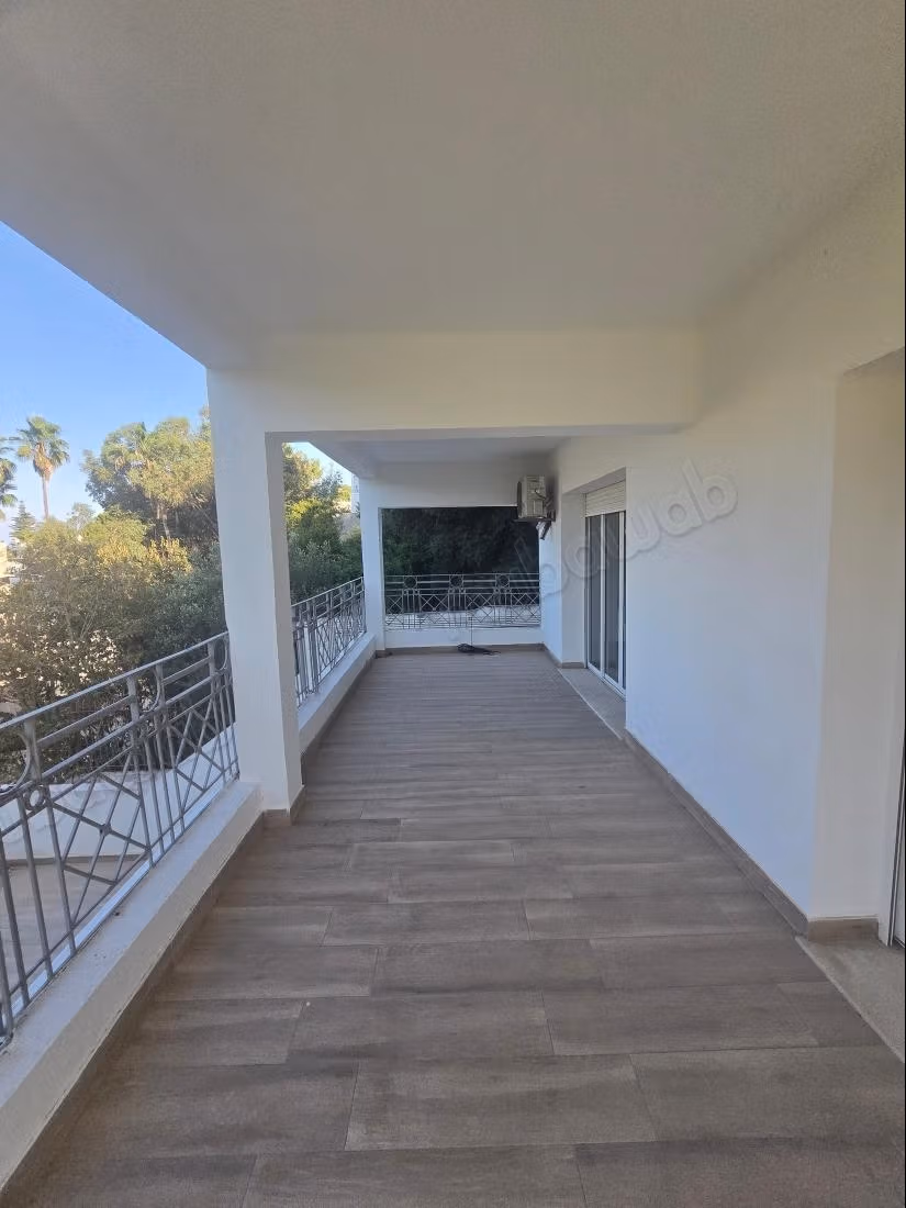 Appartamento con giardino in affitto a La Marsa