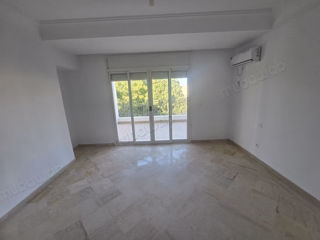 Appartamento con giardino in affitto a La Marsa