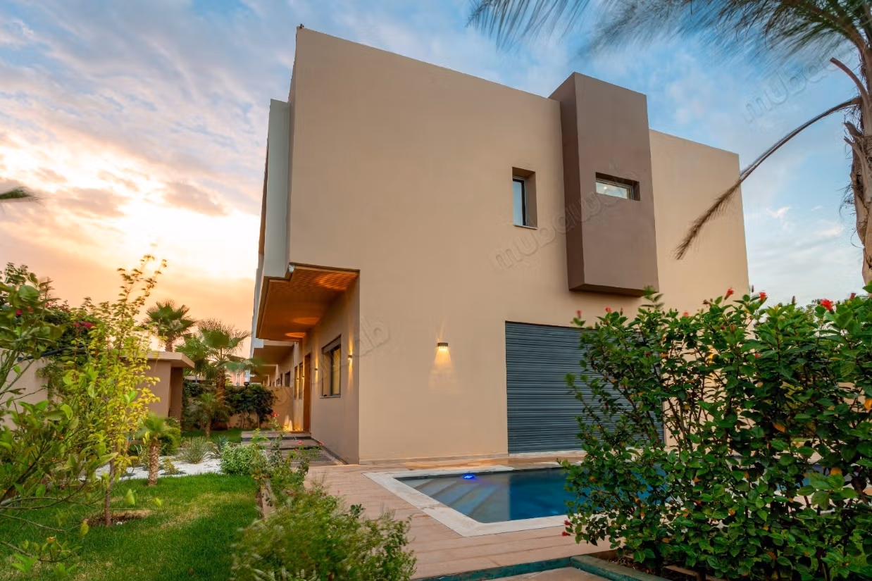 Affitto stagionale villa di lusso in Route de l'Ourika. Superficie 680 m². Salotto marocchino e parabola