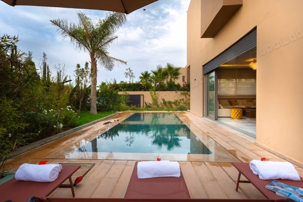 Affitto stagionale villa di lusso in Route de l'Ourika. Superficie 680 m². Salotto marocchino e parabola
