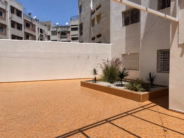 Bureau 140 m² terrasse 120 m² – Agdal