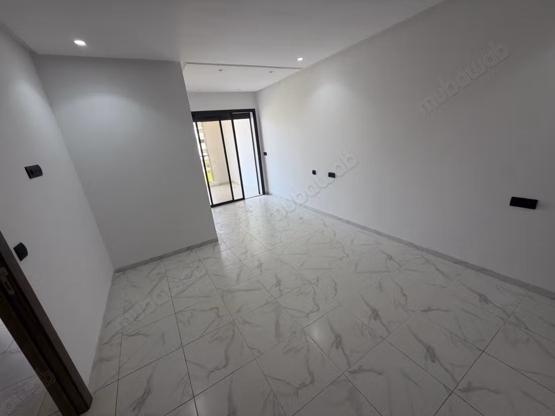 Beautiful apartment for rent in Harhoura. 125 m² surface. Moroccan living room, security