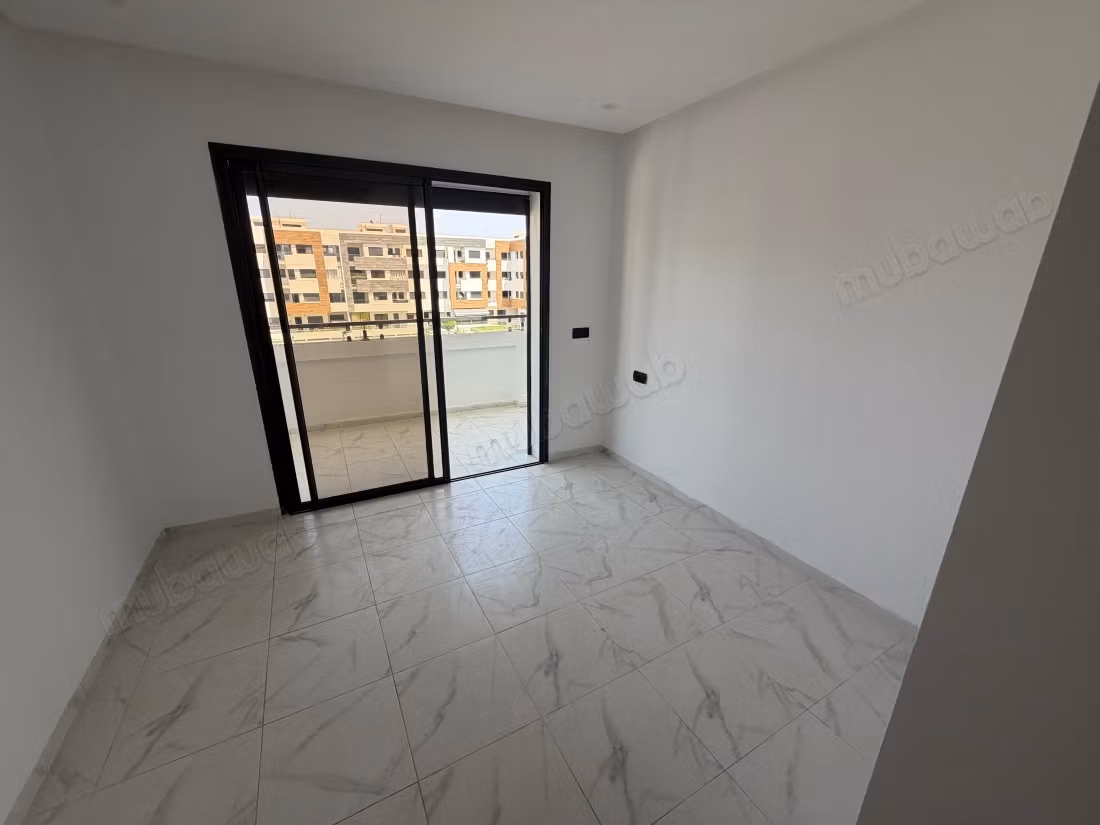 Beautiful apartment for rent in Harhoura. 125 m² surface. Moroccan living room, security