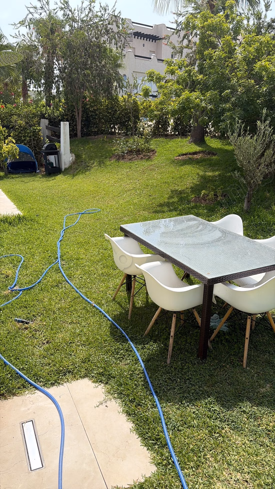 Seasonal rental high standing villa in Fnideq. 5 large rooms. Moroccan lounge, security