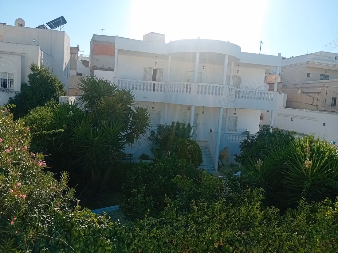 Villa à montfleury 
tunis