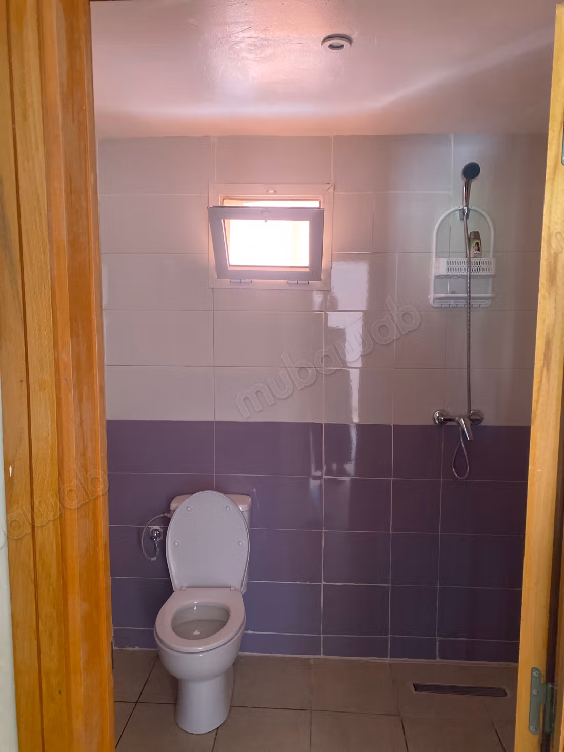 Location d'un appartement à Ain Mezouar. Surface totale 80 m². Jardin et ascenseur