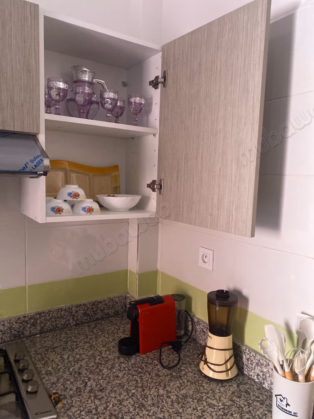 Location d'un appartement à Ain Mezouar. Surface totale 80 m². Jardin et ascenseur