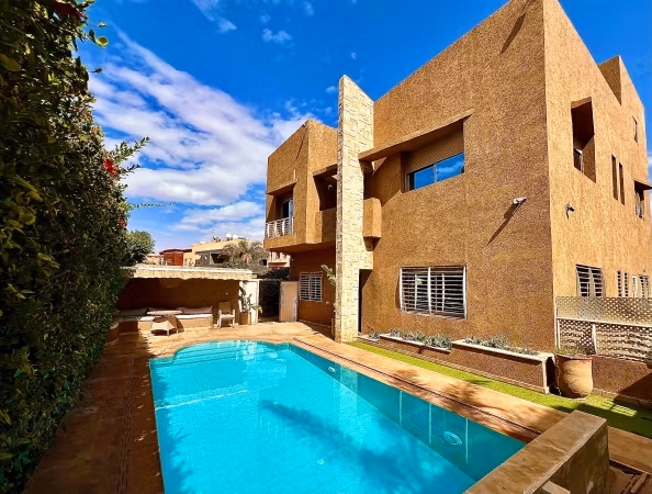 Magnifique villa de luxe à vendre à Targa – Marrakech
