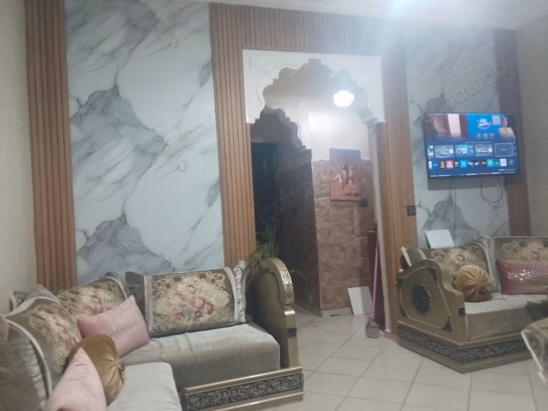 Appartement te koop in Hay Salam. 1 Kamer. Gemeubileerd