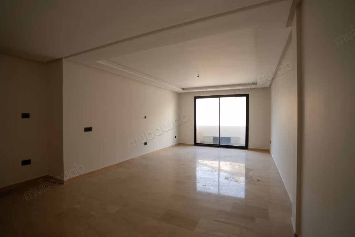 Bourgogne Ouest – Magnifico appartamento con 2 camere, climatizzato con parcheggio intestato a 10 minuti dalla Corniche