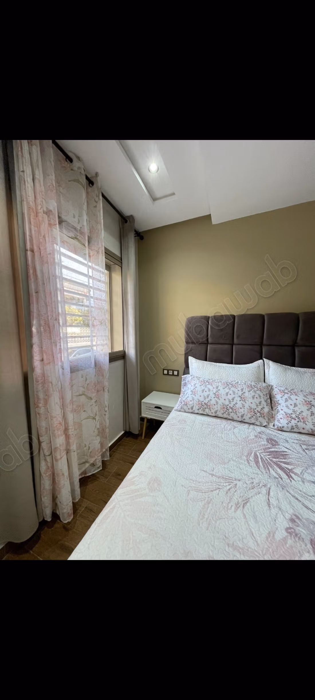 Appartement de vacances à louer à Ismalia. 
Surface totale 100 m². 
Micro ondes
