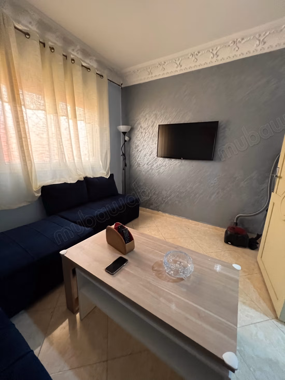 Bellissimo appartamento in vendita a Deroua. 3 stanze. Ben arredato