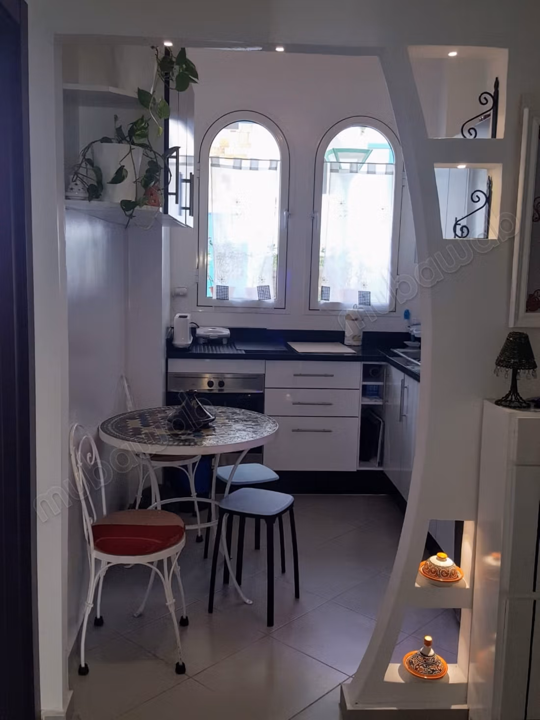 Holiday apartment for rent in M'Diq. 2 beautiful bedrooms. Pool and concierge service